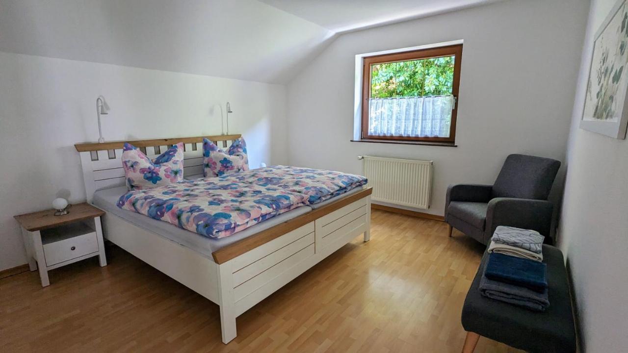 Apartamento Haus An Der Mosel Bernkastel-Kues Exterior foto
