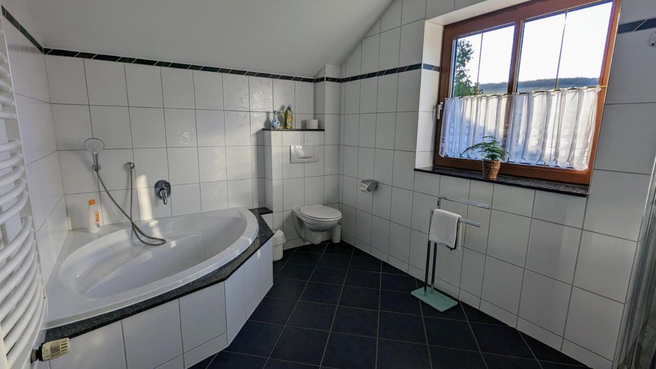 Apartamento Haus An Der Mosel Bernkastel-Kues Exterior foto